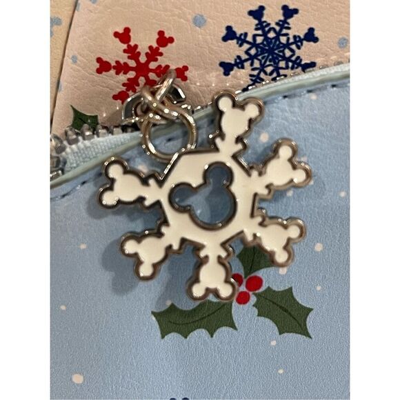 Disney Minnie and Mickey winter backpack Her Universe - Picture 5 of 10